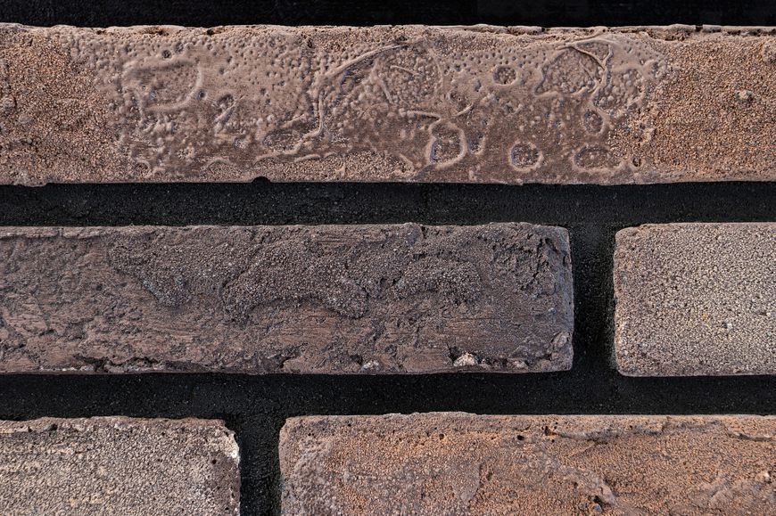 Фасадная плитка Rockface 539, ручная формовка с аутентичным рельефом 232 фото