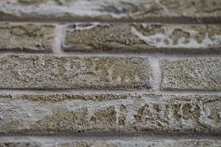 Фасадная плитка Loft Brick Rockface 540, ручная формовка с выразительной фактурой 233 фото