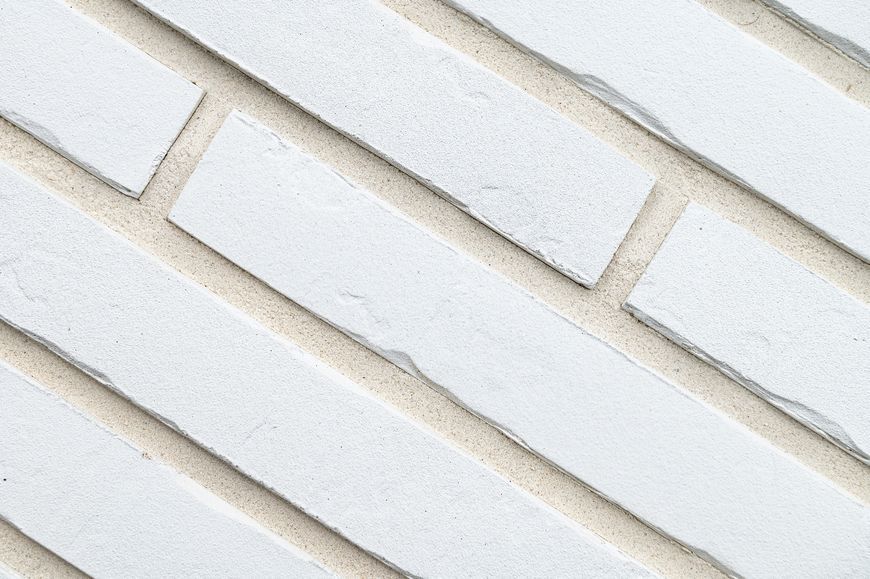 Фасадна плитка Loft Brick Моноблан 20 Рігель, 490&times;40&times;20 мм, біла ручної роботи з ефектом старої цегли 2255 фото