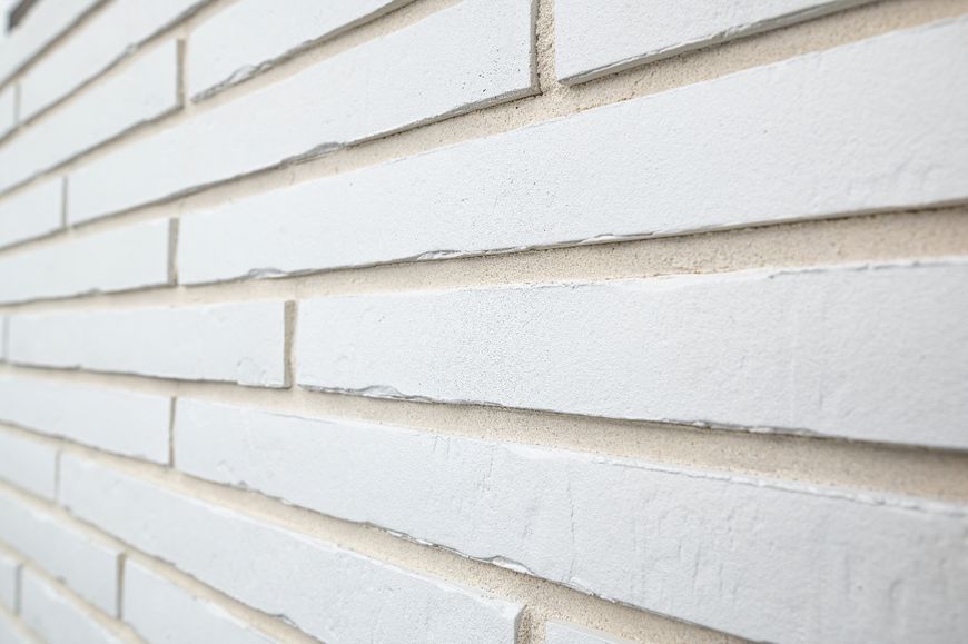 Фасадна плитка Loft Brick Моноблан 20 Рігель, 490&times;40&times;20 мм, біла ручної роботи з ефектом старої цегли 2255 фото
